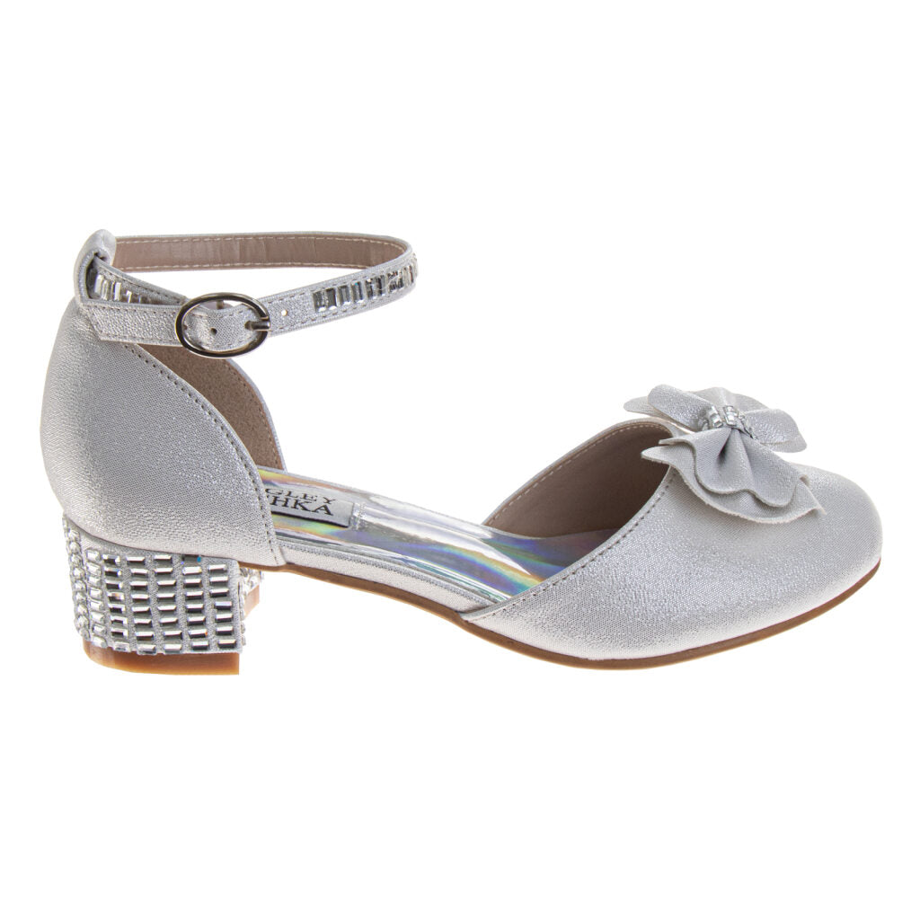 Badgley Mischka Dress Shoes Girls'  Elegant Sparkle Fashion Forward Comfort Fit (Little Kid / Big Kid)